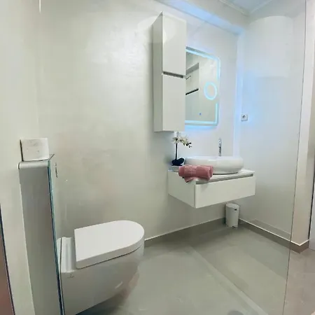 Mare Apartman Rab Town