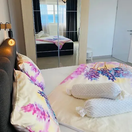 Mare Apartman Rab Town