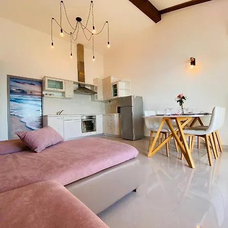 Mare Apartment *