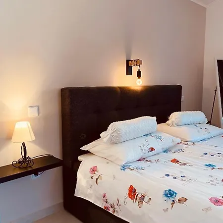 Mare Apartment *